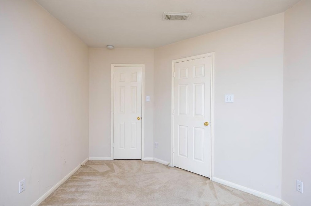 13839 Maximos Dr, Houston TX  77083-8047 exterior