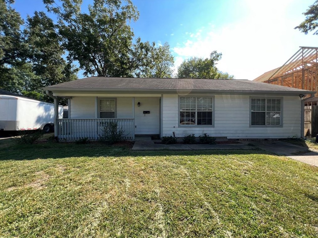 1741 Chippendale Rd, Houston TX  77018-5111 exterior