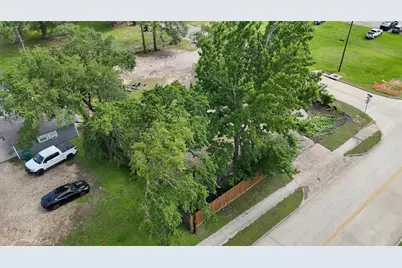 1620 Odd Fellow Street, Conroe, TX 77301 - Photo 3