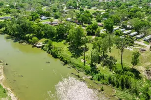 804 Robson, Columbus, TX 78934 - Photo 19