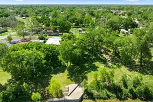 804 Robson, Columbus, TX 78934 - Photo 17