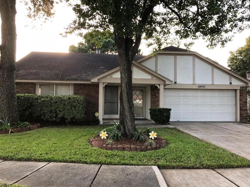 19707 Auburn Park Ln, Spring TX  77379-6039 exterior