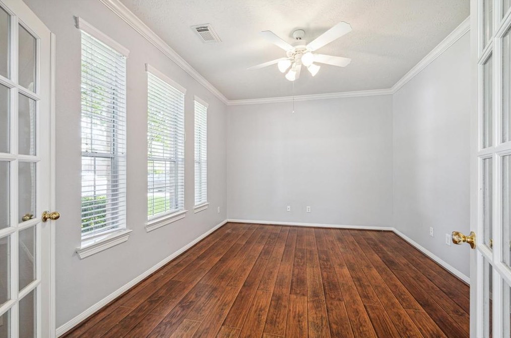 2122 Fortuna Bella Dr, Pearland TX  77581-5285 exterior