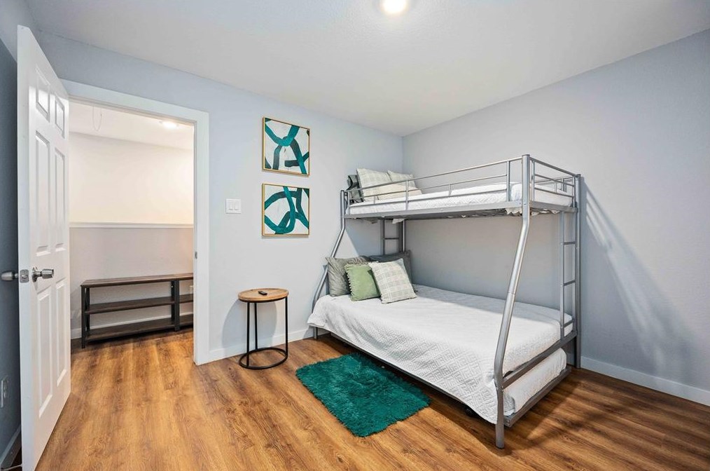 6004 Wedgefield St, Houston TX 77028-4742 exterior