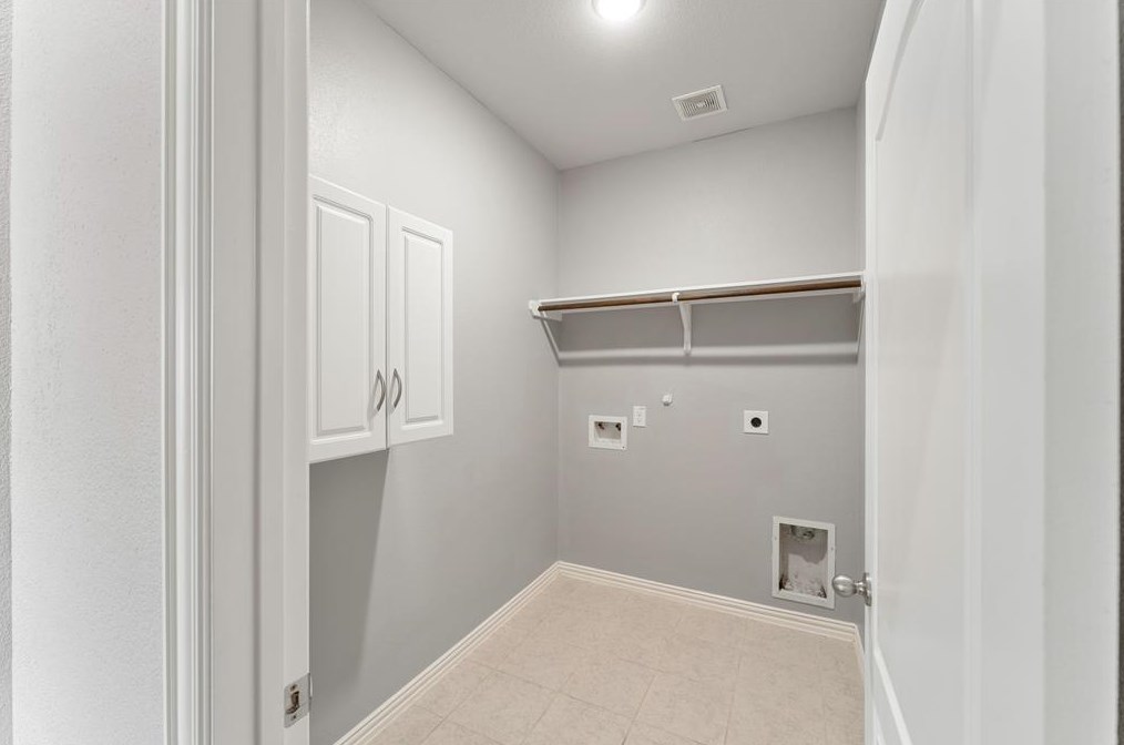 727 Aweigh Dr, Crosby TX  77532-4408 exterior