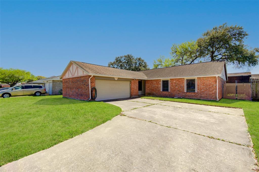 For Sale: 603 Vista Avenue, Baytown, TX 77520