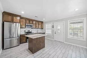 7941 Goode St, Houston, TX 77012 - Photo 17