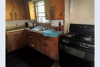 9034 Everglade Drive, Houston, TX 77078 - Photo 13