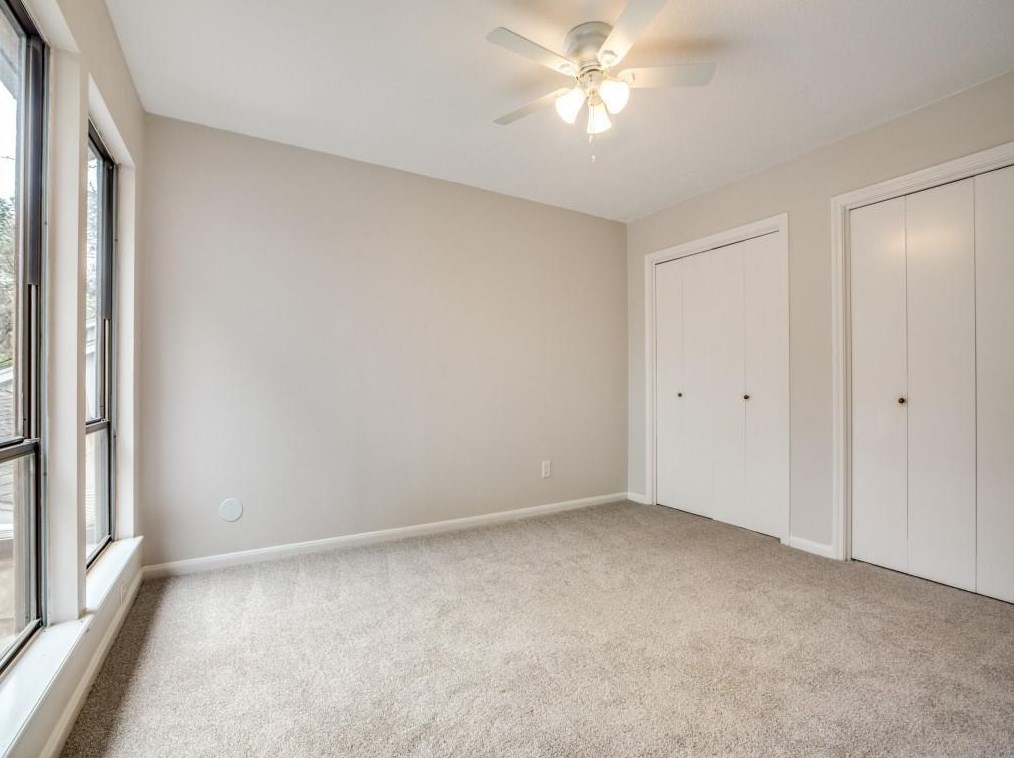 164 Old Brg Lk, Houston TX  77069-3463 exterior