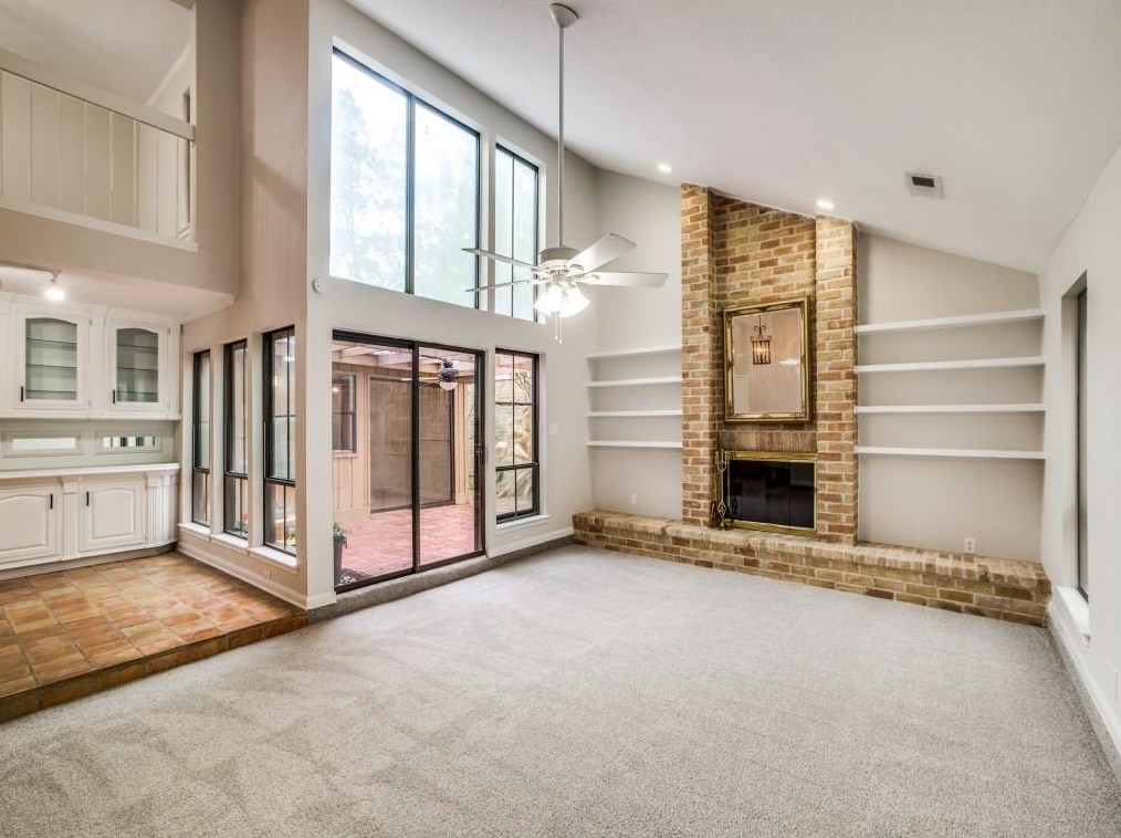 164 Old Brg Lk, Houston TX  77069-3463 exterior