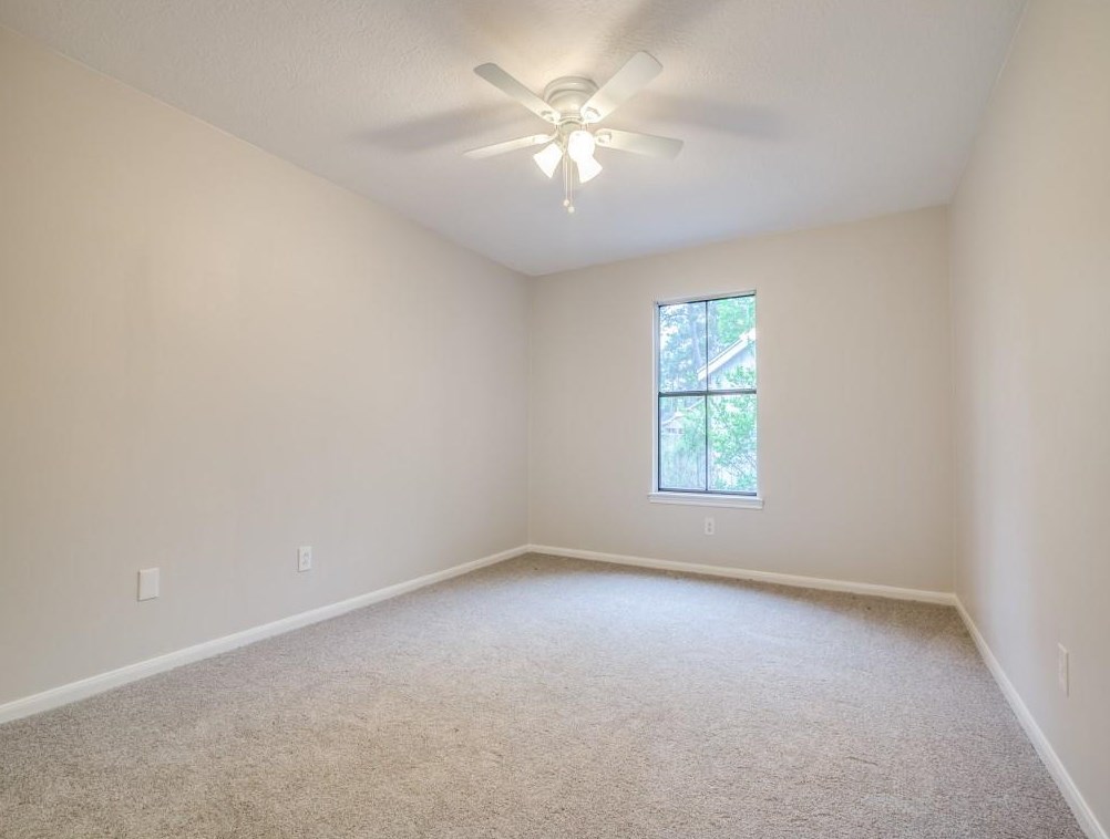 164 Old Brg Lk, Houston TX  77069-3463 exterior