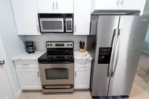 7000 Seawall Blvd, Galveston, TX 77551 - Photo 9