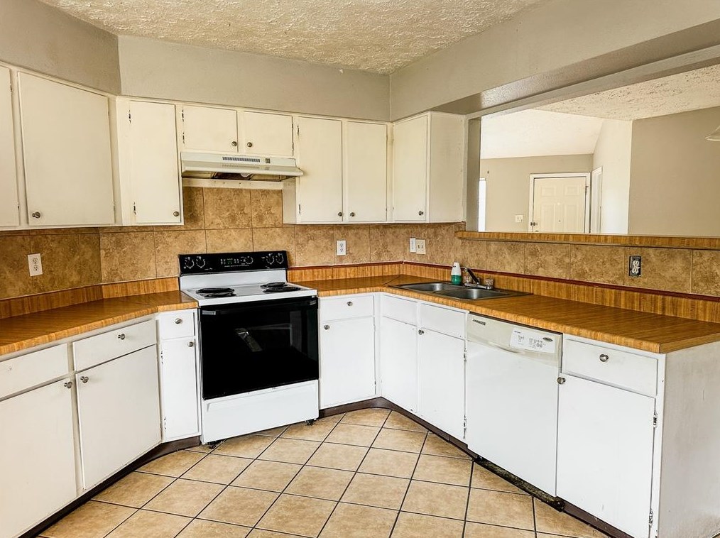 19314 Cypress Arbor Ct, Katy TX  77449-4054 exterior