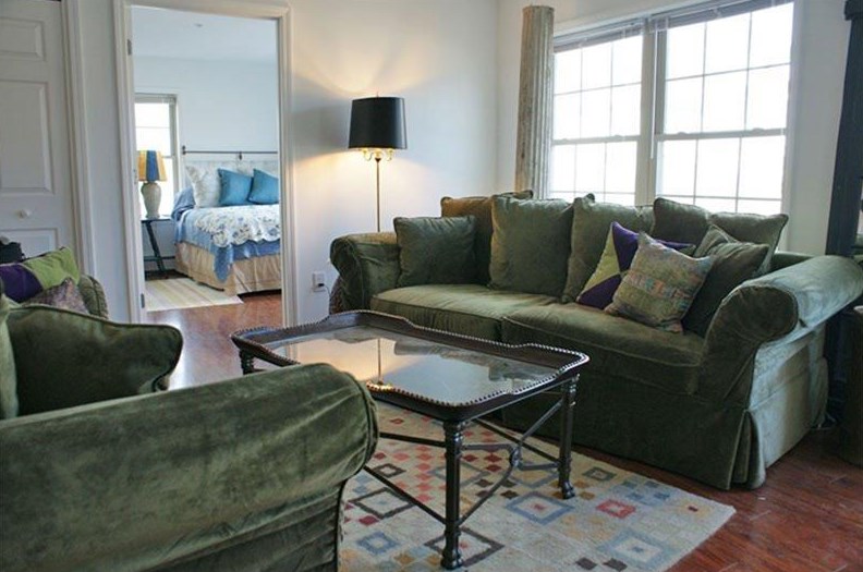 140 Bradford St, Pittsfield MA  01201-4565 exterior