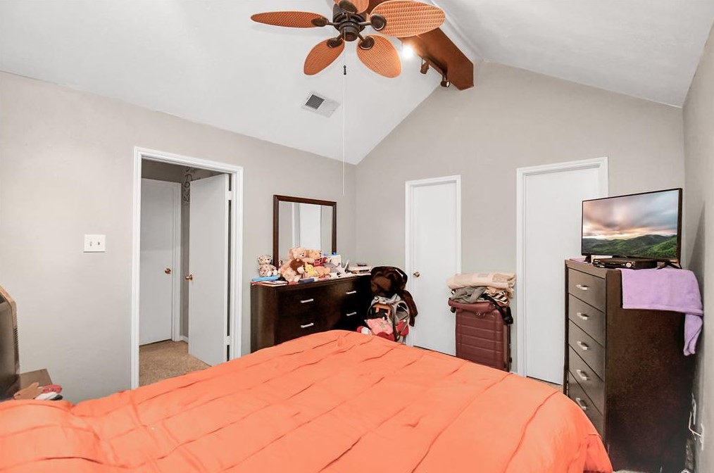 9901 Sharpcrest St, Houston TX  77036-5900 exterior