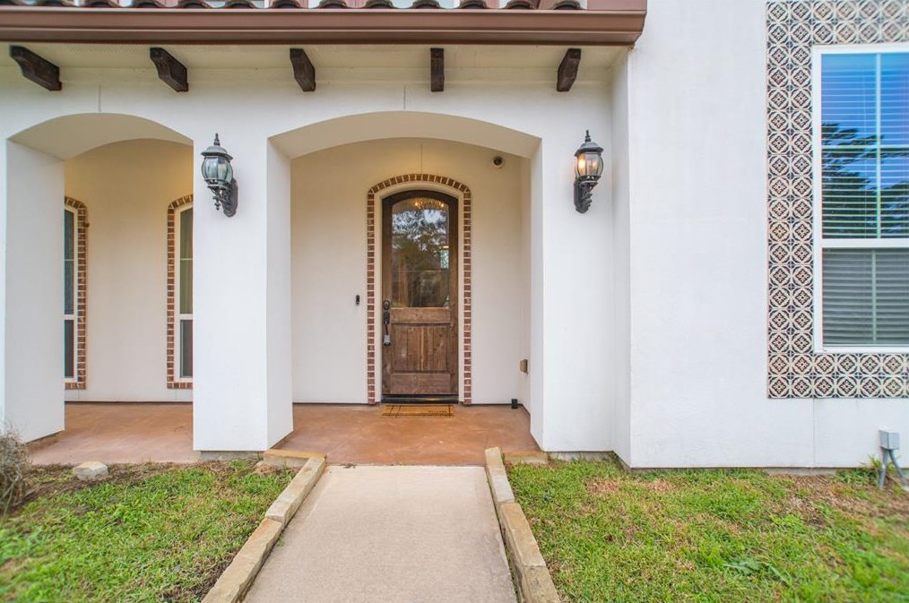 106 Spincaster Dr, Spring TX  77389-5147 exterior