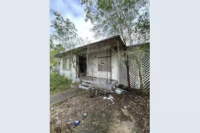 555 S Reagan Street, San Benito, TX 78586 - Photo 3