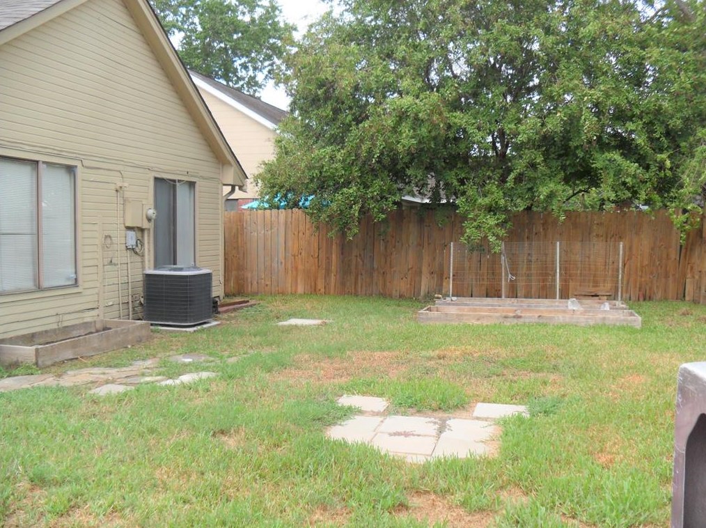 18730 Haughland Dr, Cypress TX 77433-1313 exterior