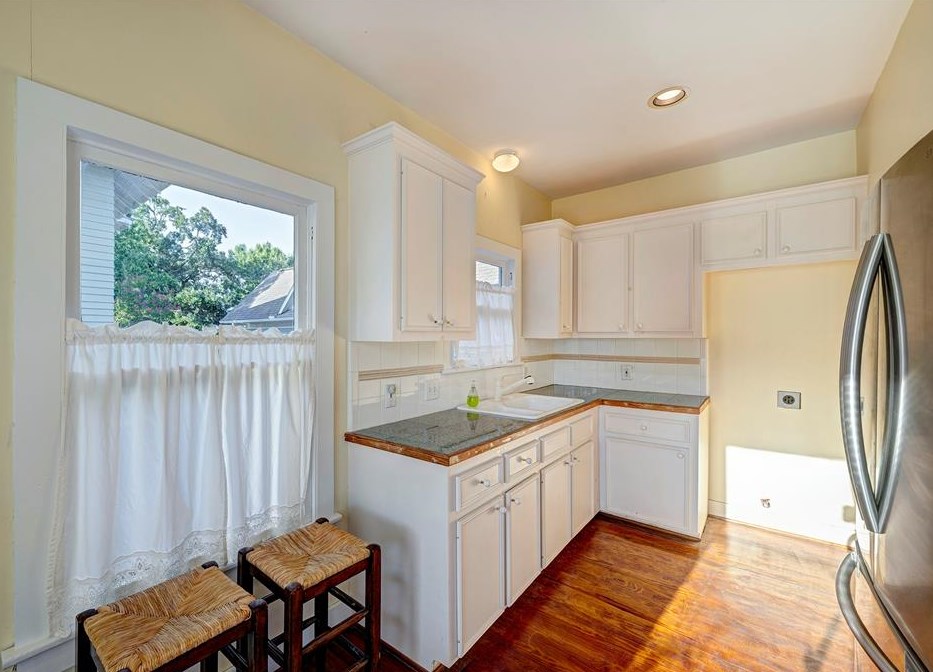 426 Woodland St, Houston TX  77009-6543 exterior