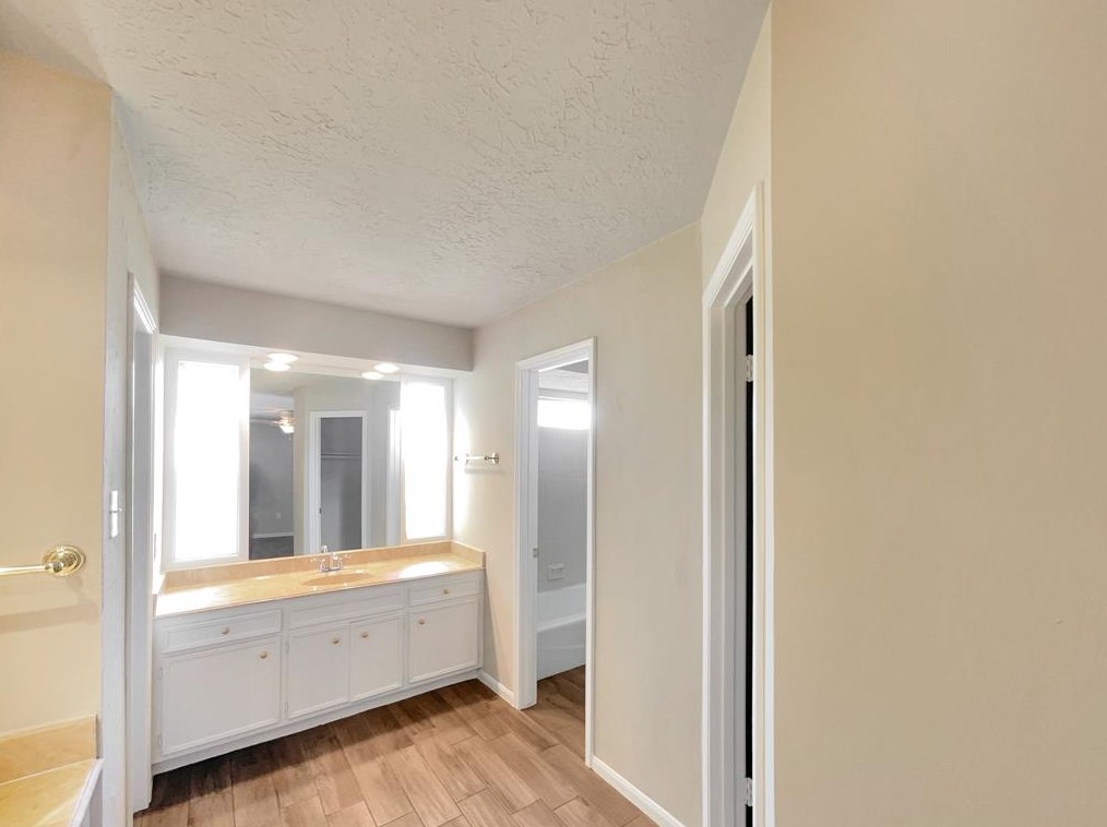 15911 Brookvilla Dr, Houston TX  77059-5910 exterior