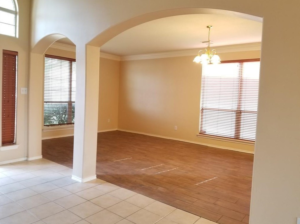 21038 Narrow Gate Dr, Houston TX  77095-2367 exterior