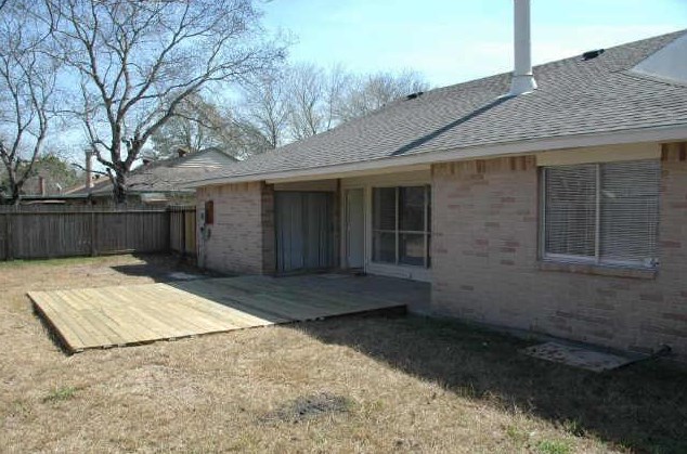 7710 Leather Market St, Houston TX  77064-8222 exterior