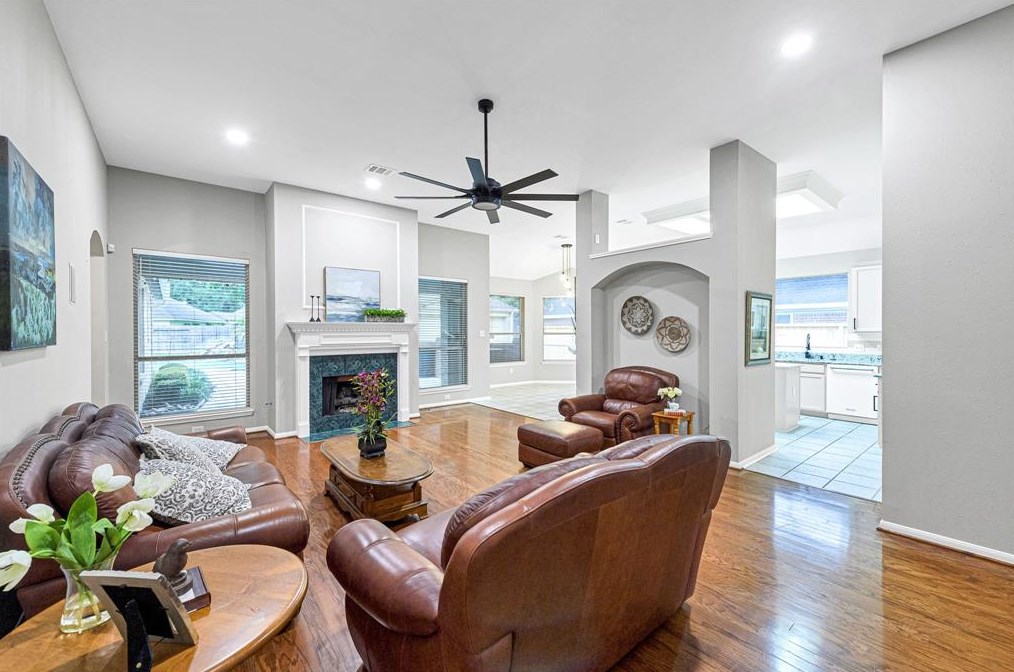 2510 Cooling Breeze Dr, Richmond TX 77406-6895 exterior