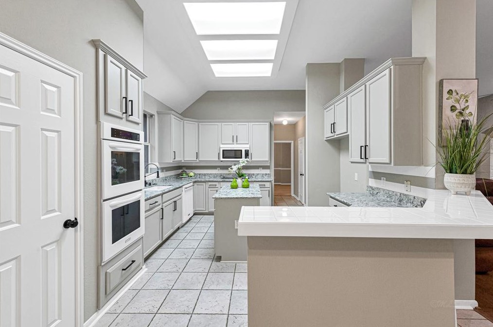 2510 Cooling Breeze Dr, Richmond TX 77406-6895 exterior