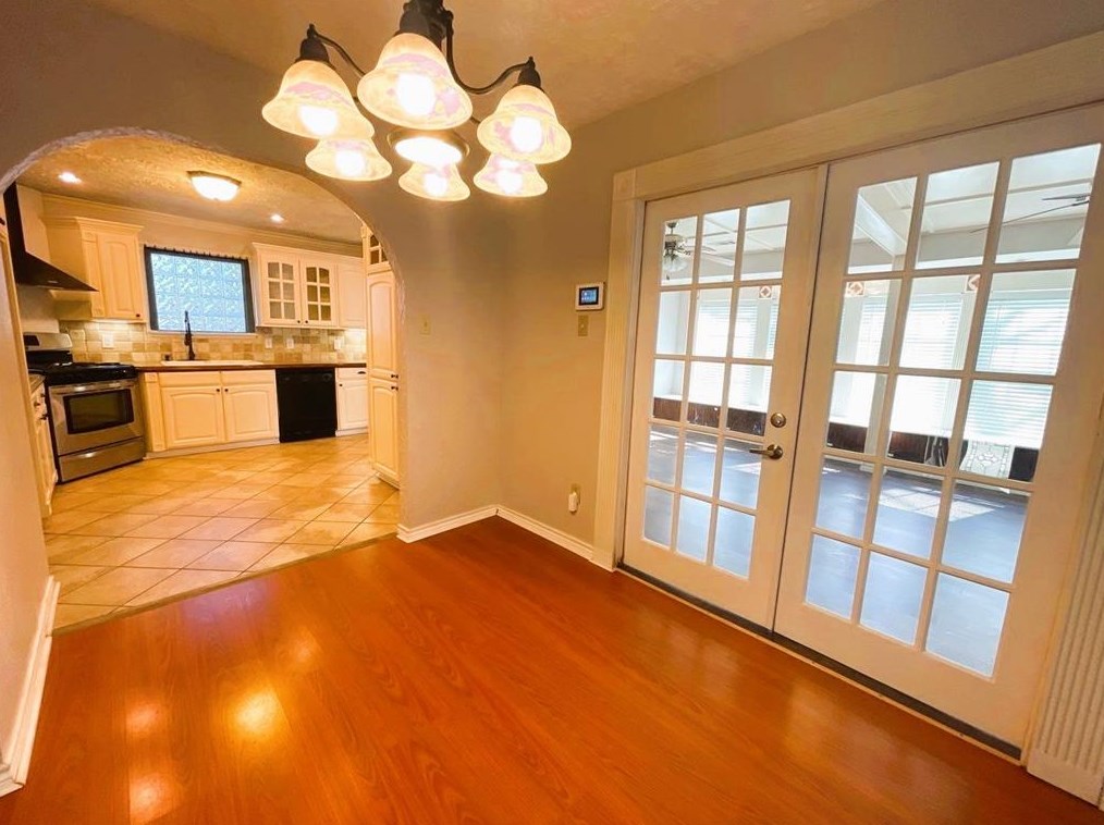 2318 Marble Falls Dr, Spring TX  77373-6243 exterior