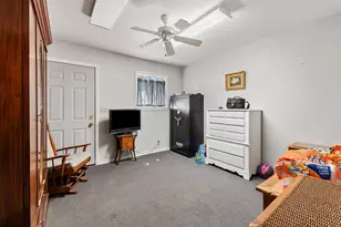 236 N Golfview Dr, Normangee, TX 77871 - Photo 25