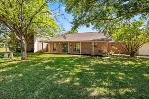 236 N Golfview Dr, Normangee, TX 77871 - Photo 3