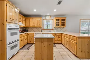 236 N Golfview Dr, Normangee, TX 77871 - Photo 13