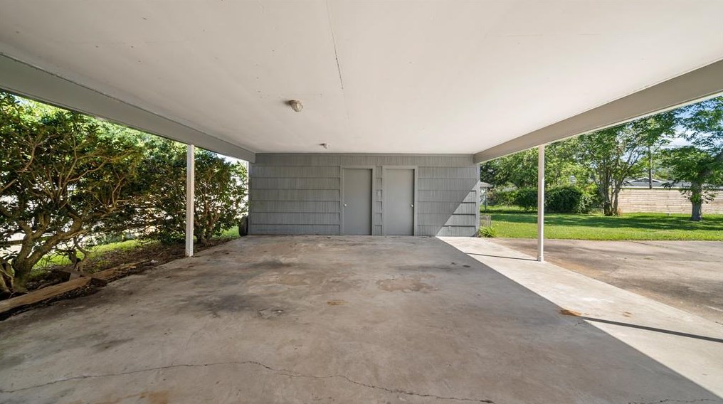 210 20 Ave, Texas City TX  77590-6134 exterior