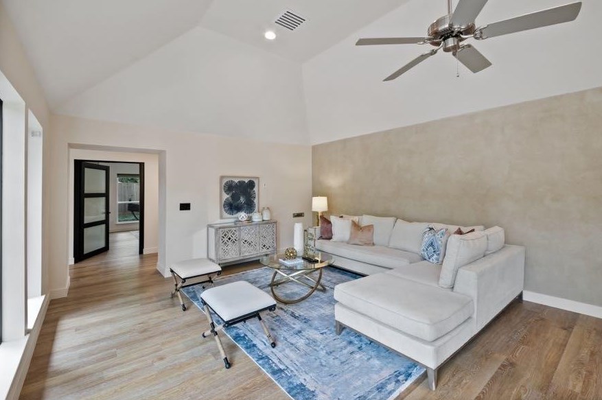 10107 Del Monte Dr, Houston TX  77057-3404 exterior