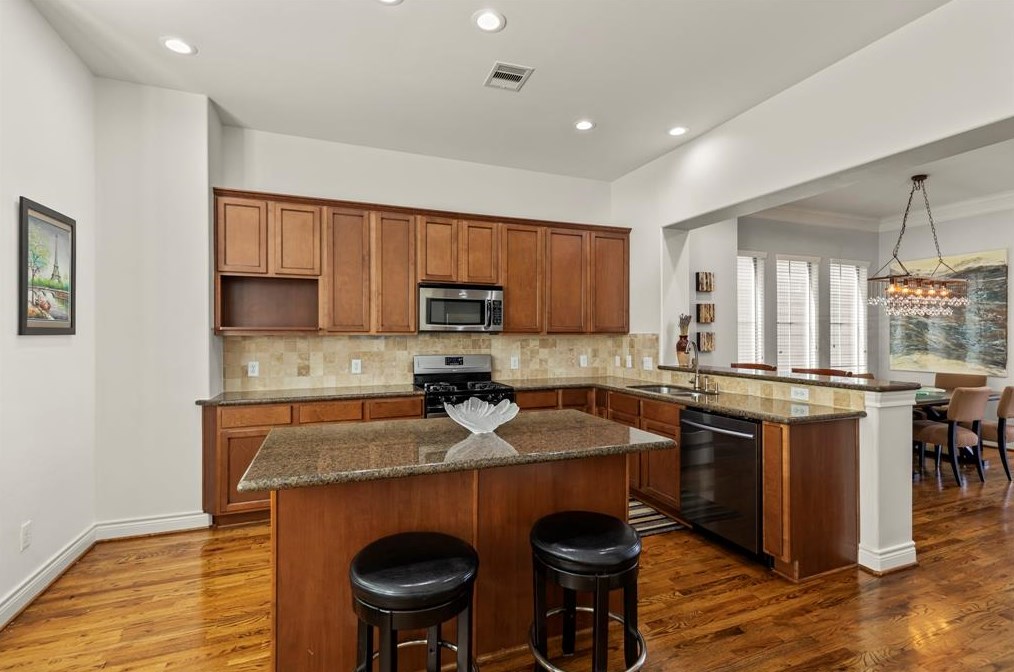 1117 Wagner St, Houston TX  77007-3718 exterior