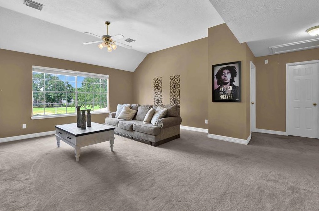 8419 Malardcrest Dr, Humble TX 77346-8109 exterior