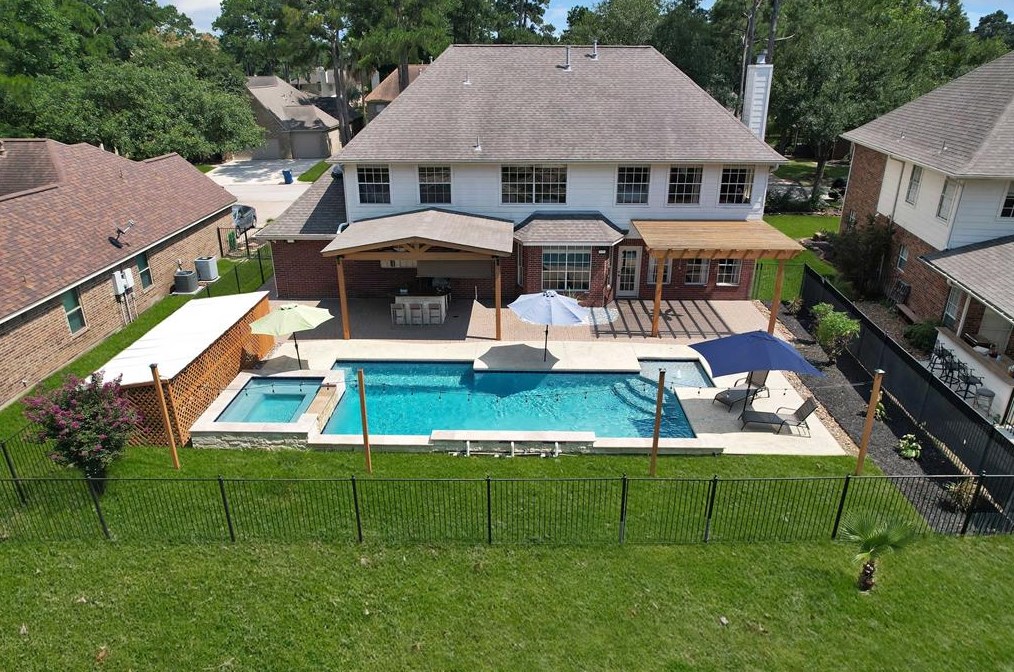 8419 Malardcrest Dr, Humble TX 77346-8109 exterior