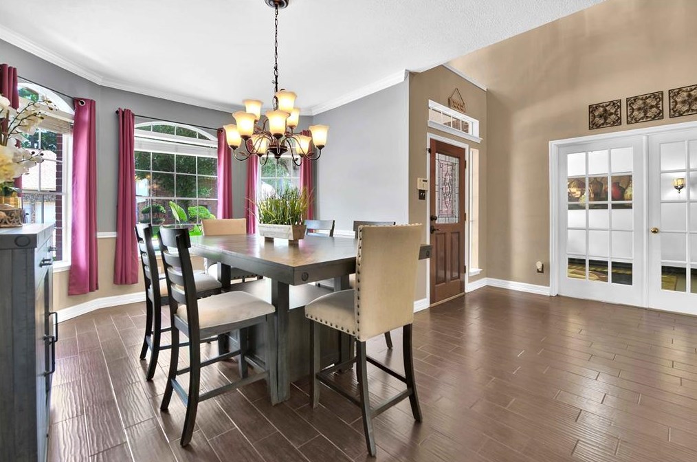 8419 Malardcrest Dr, Humble TX  77346-8111 exterior