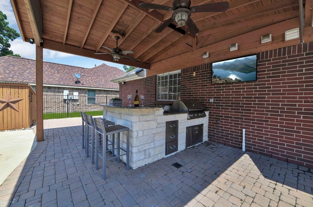 8419 Malardcrest Dr, Humble TX 77346-8109 exterior