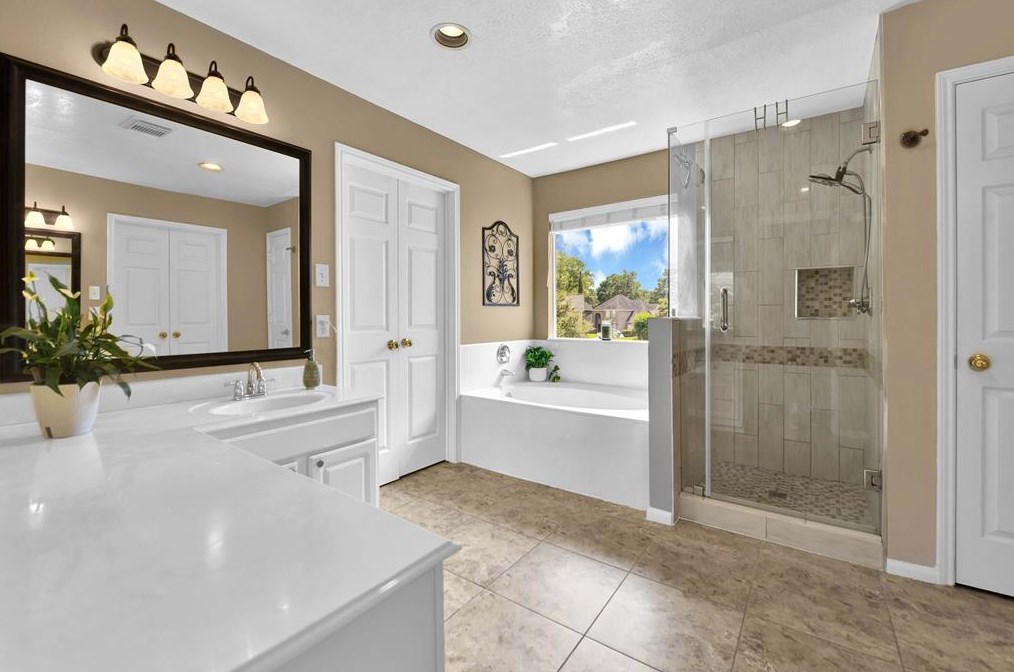 8419 Malardcrest Dr, Humble TX 77346-8109 exterior