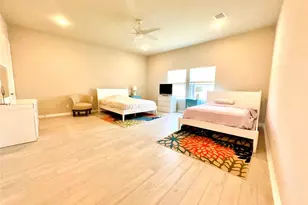 727 N Bayshore Dr, La Porte, TX 77571 - Photo 25