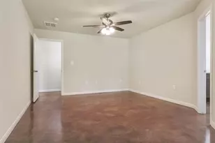 5610 Highline Dr, Montgomery, TX 77316 - Photo 13