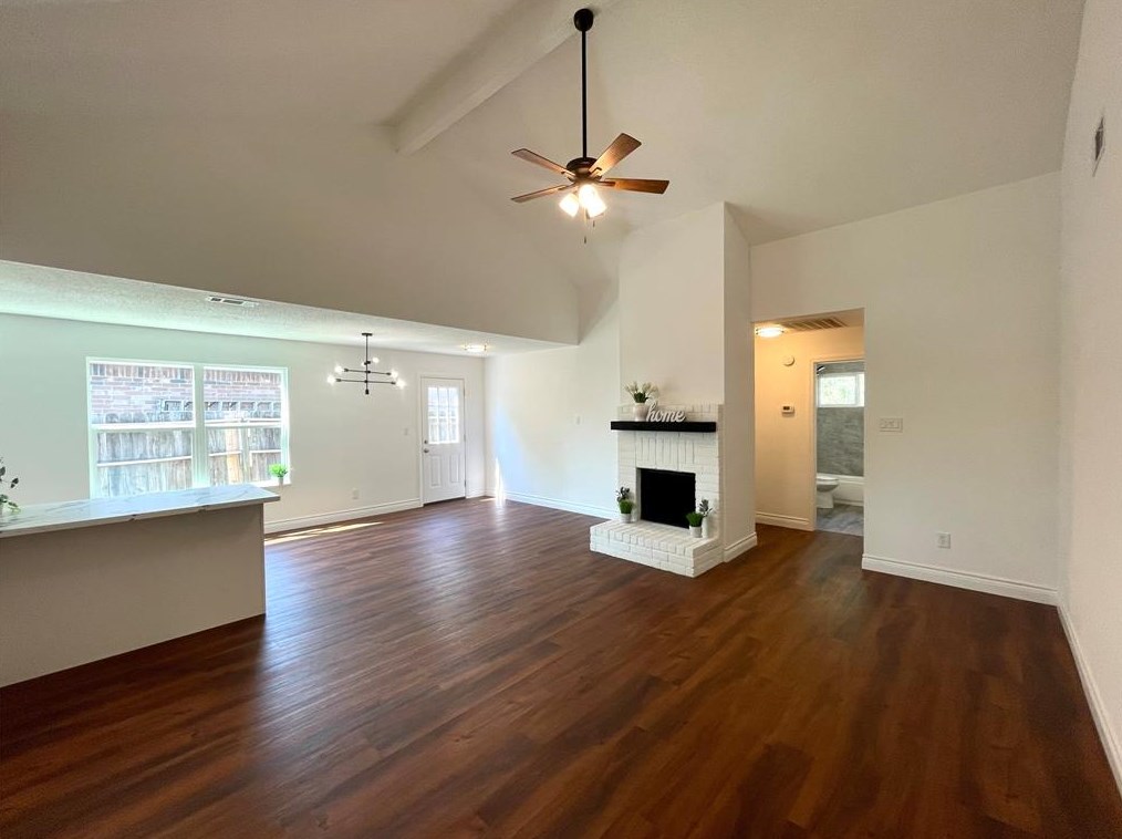 10718 Parkland Woods Dr, Sugar Land TX  77498-1733 exterior