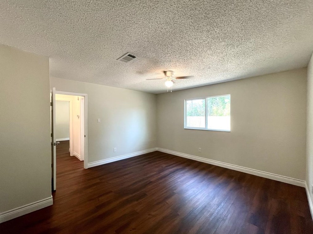 10718 Parkland Woods Dr, Sugar Land TX  77498-1733 exterior