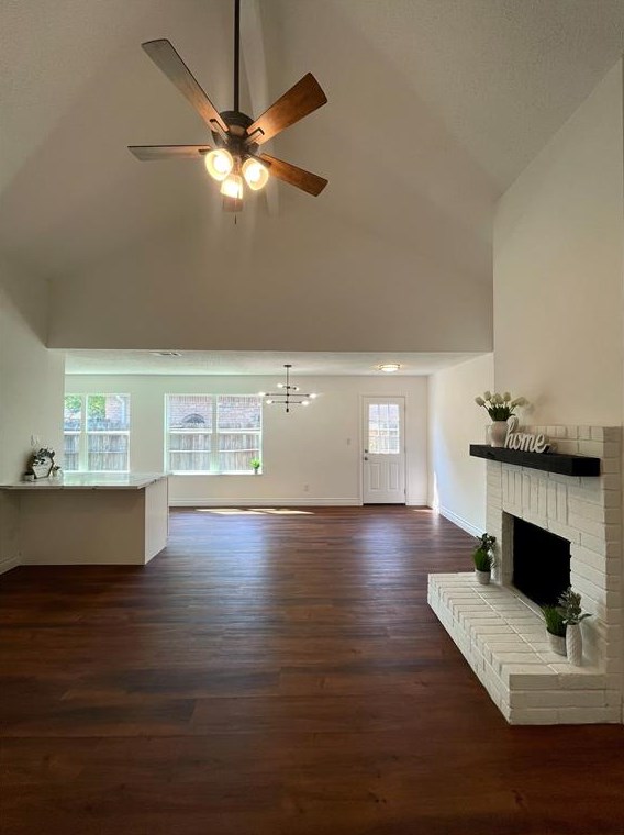 10718 Parkland Woods Dr, Sugar Land TX  77498-1733 exterior