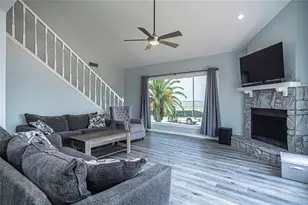 301 Commander Dr, Tiki Island, TX 77554 - Photo 5