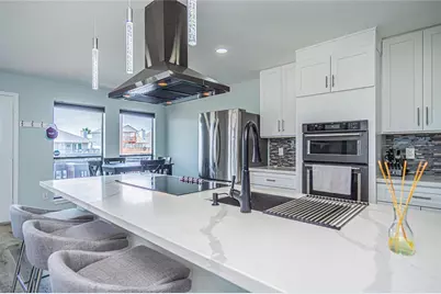 301 Commander Drive, Tiki Island, TX 77554 - Photo 13