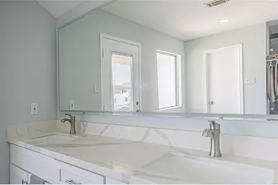 301 Commander Drive, Tiki Island, TX 77554 - Photo 27