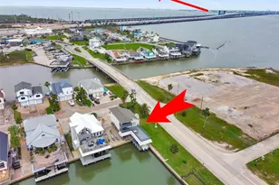 301 Commander Dr, Tiki Island, TX 77554 - Photo 35