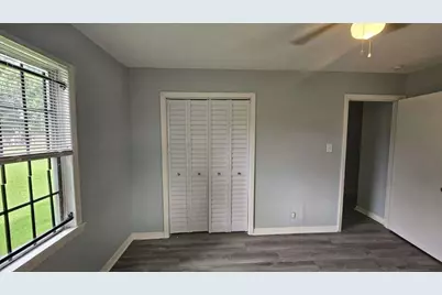 4215 Los Angeles Street, Houston, TX 77026 - Photo 7